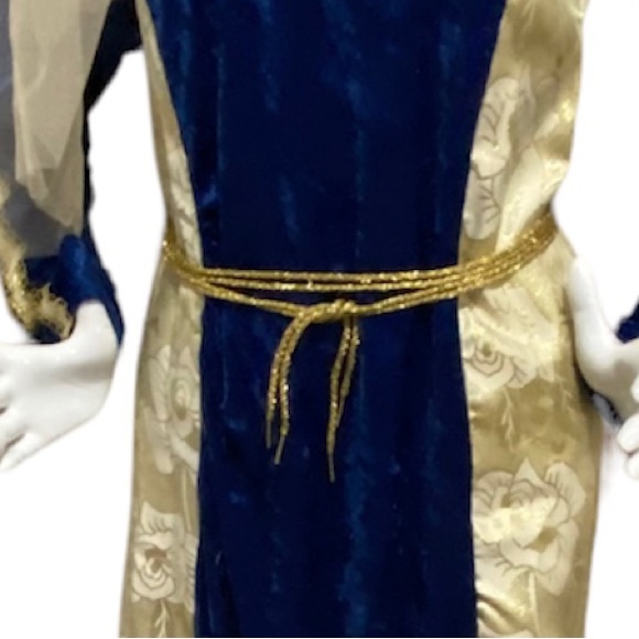 Medieval Queen Halloween costume sir L - Picture 4 of 5